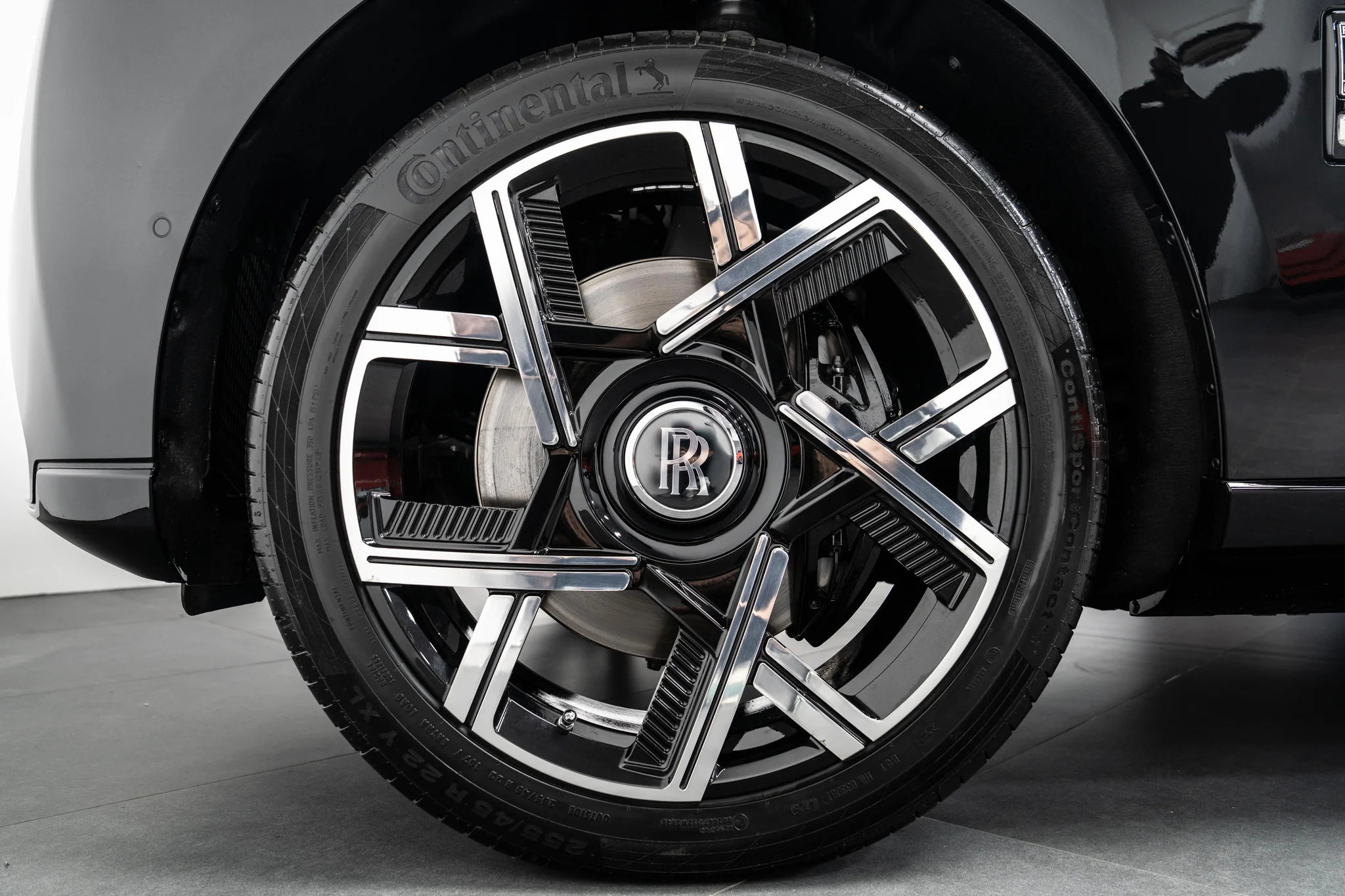 Rolls-Royce Cullinan Series II, photograph 6