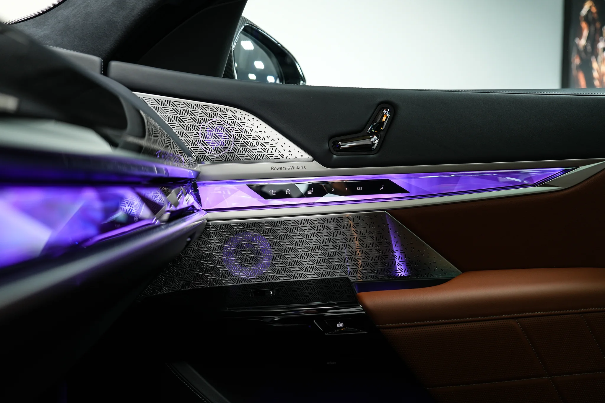 BMW 7 Series by Mansory, photograph 20