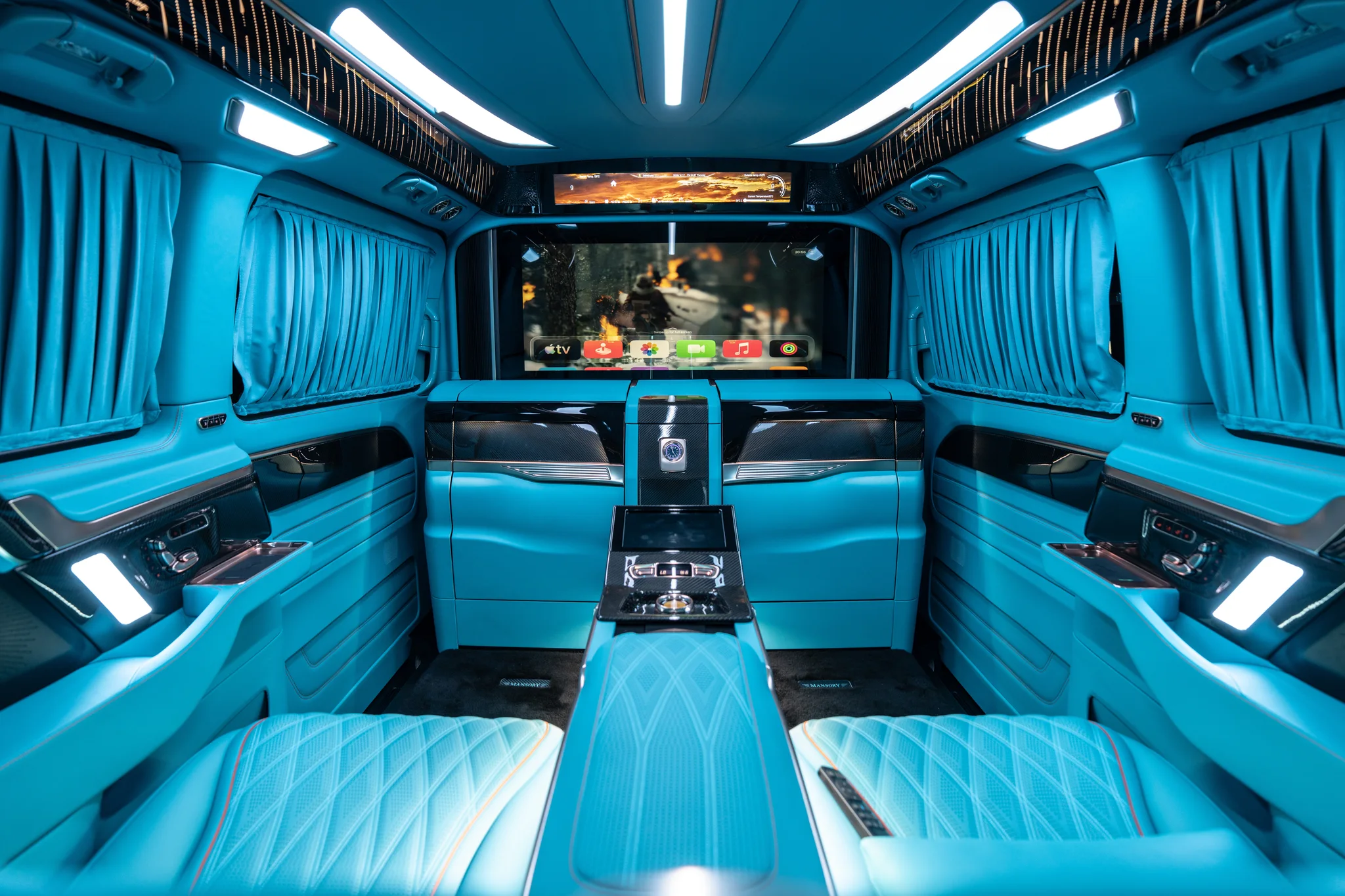 Mercedes-Benz V 300 L by Mansory, photograph 6