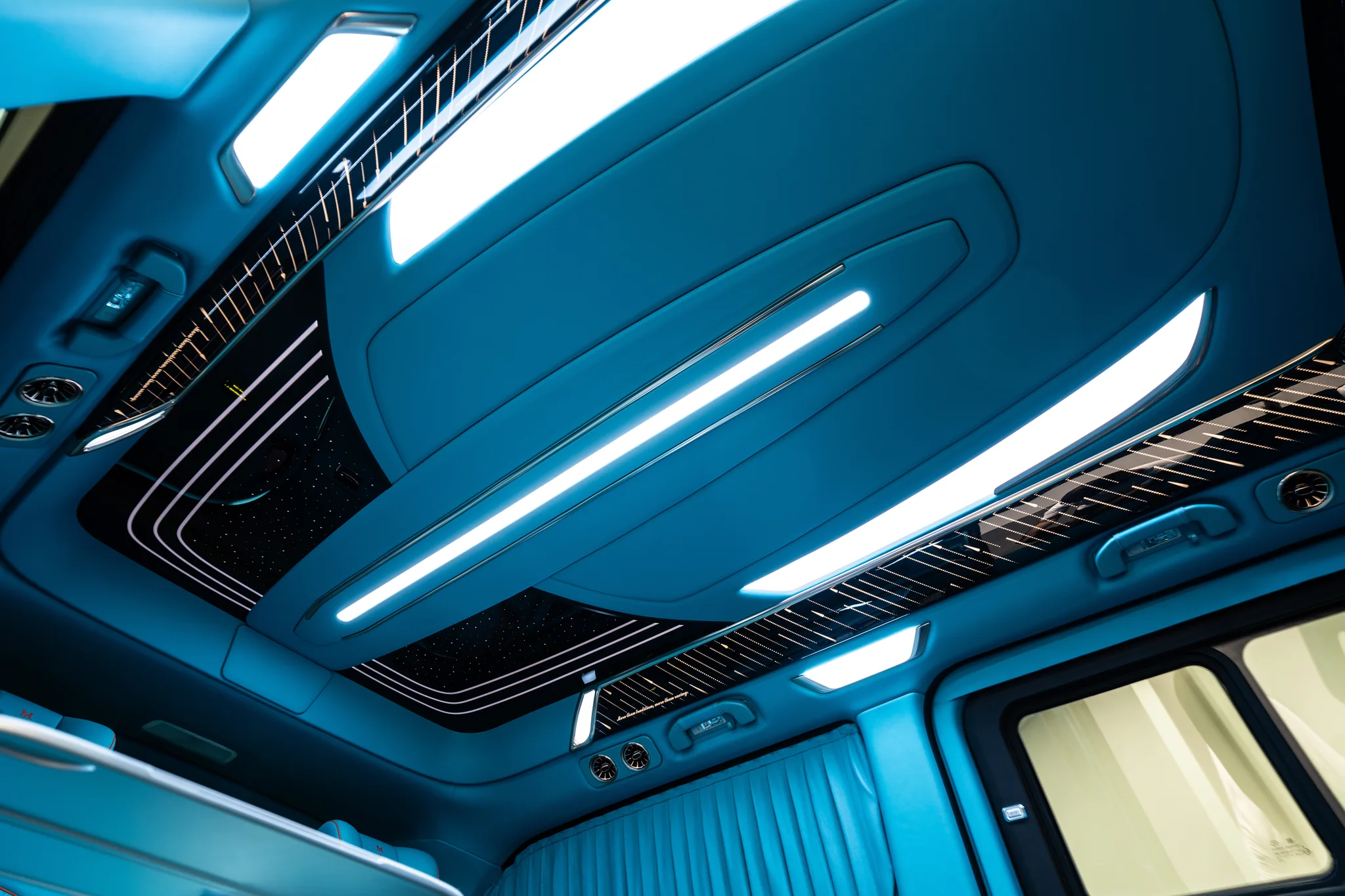 Mercedes-Benz V 300 L by Mansory, photograph 23