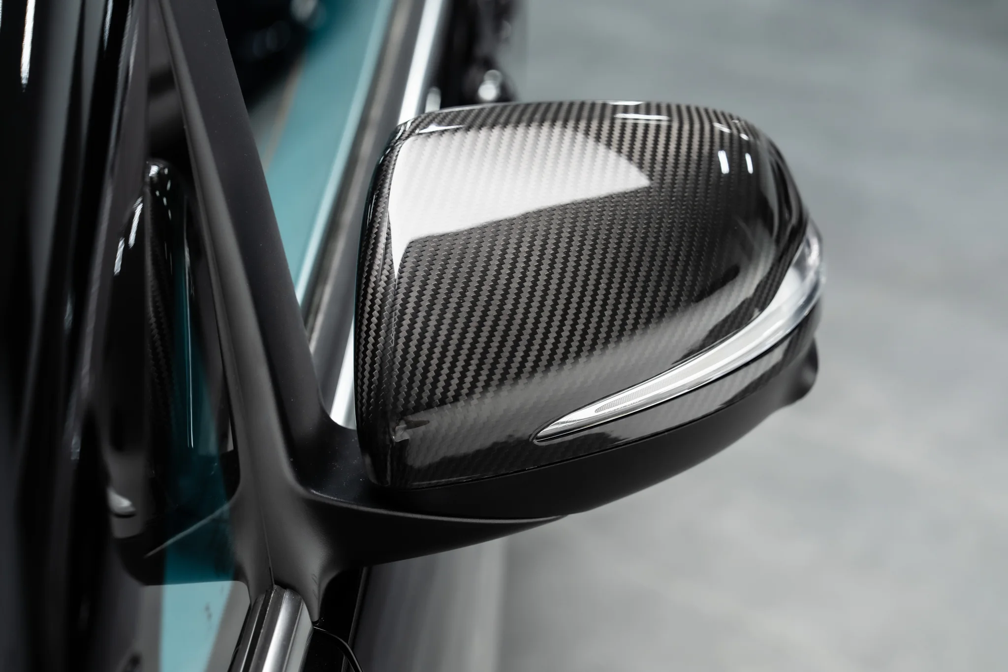 Mercedes-Benz V 300 L by Mansory, photograph 15