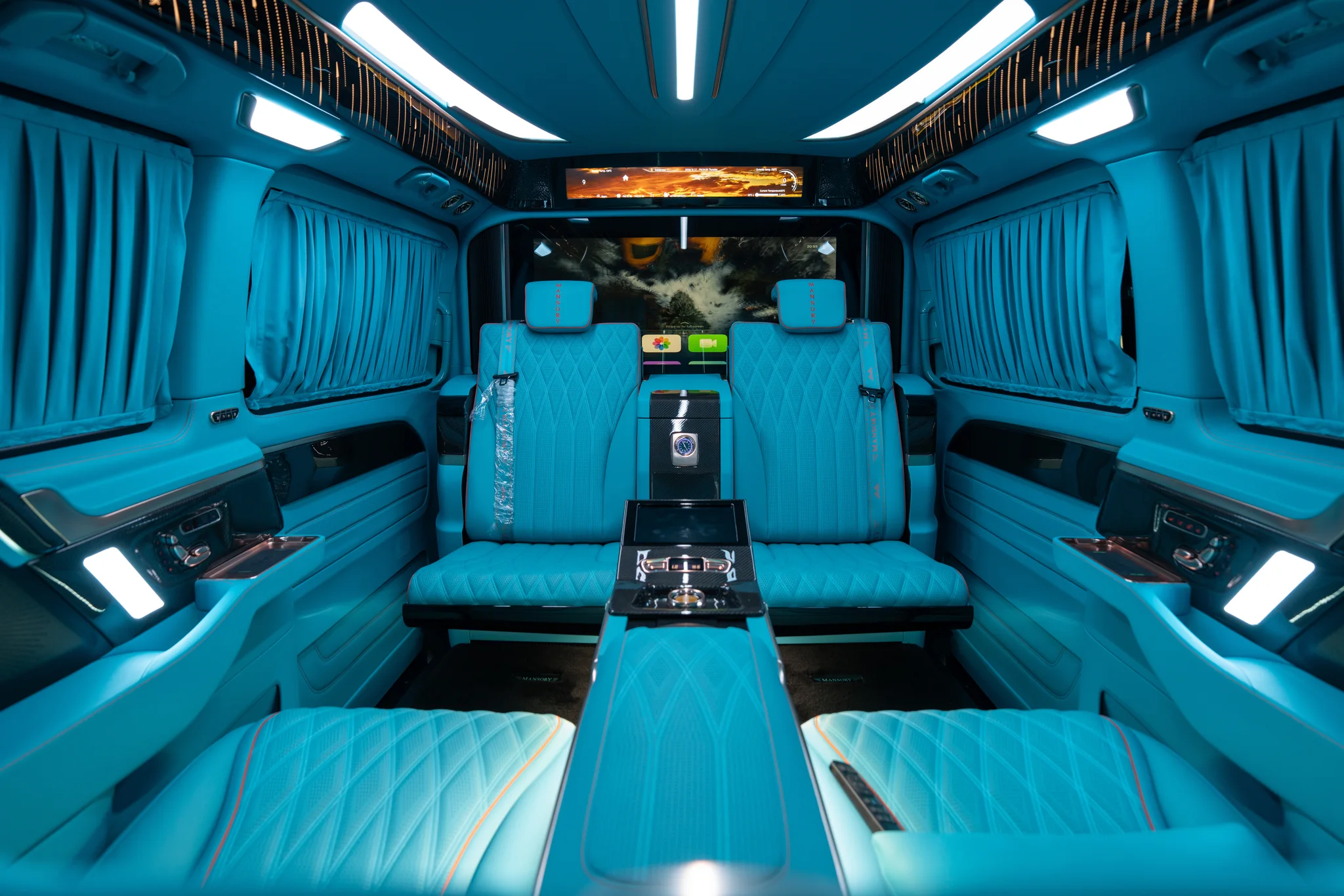 Mercedes-Benz V 300 L by Mansory, photograph 5
