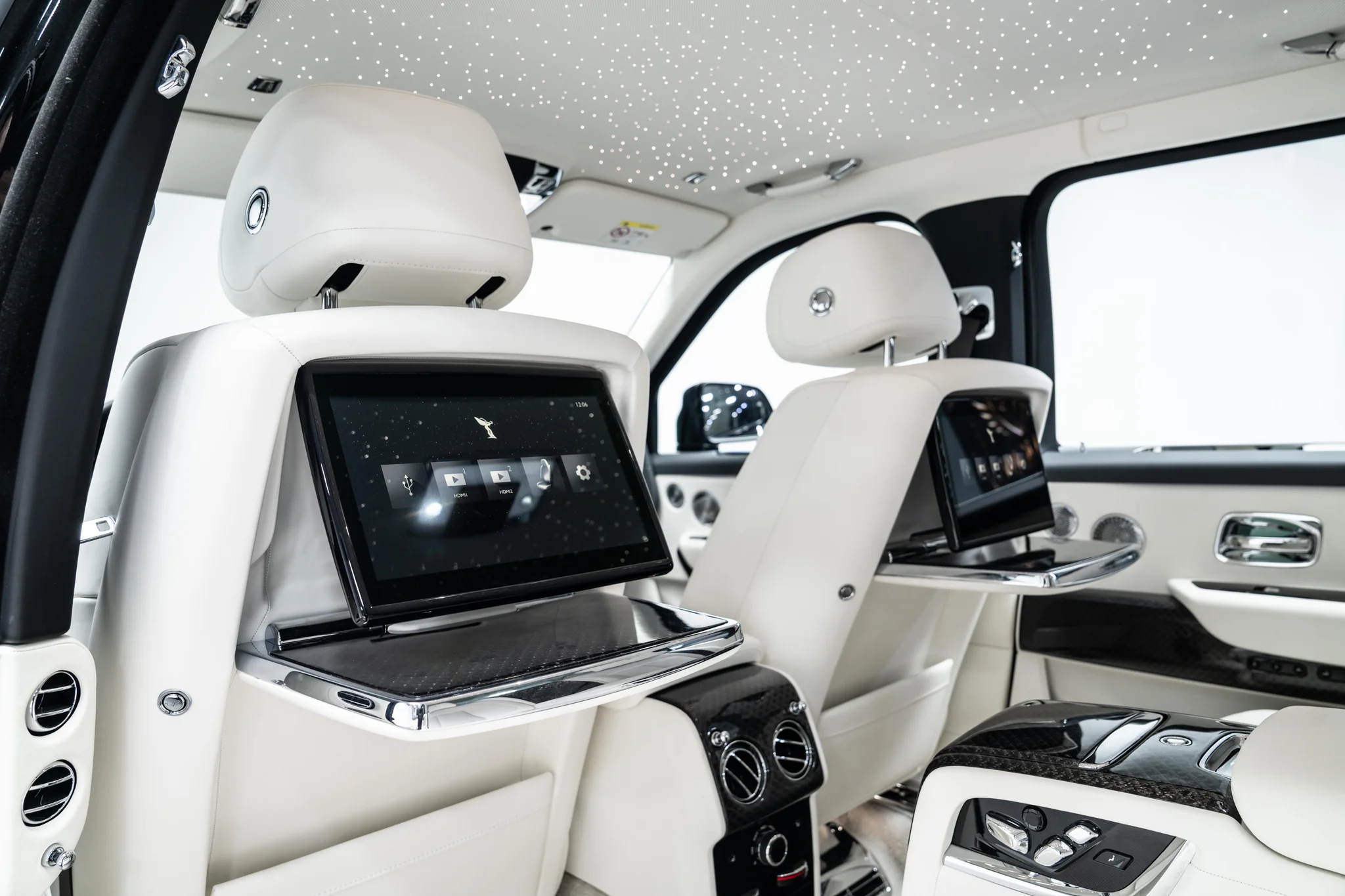 Rolls-Royce Cullinan Series II, photograph 19