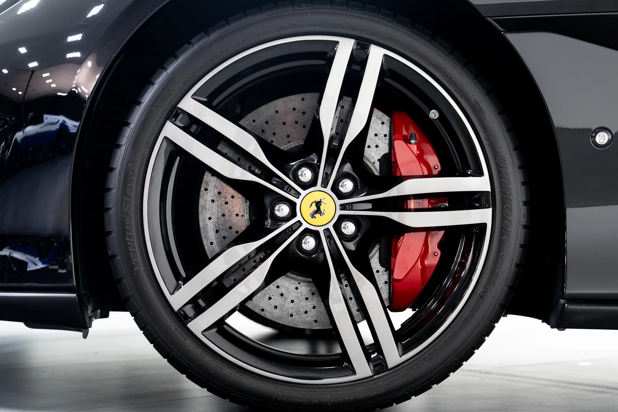 Ferrari Portofino, photograph 8