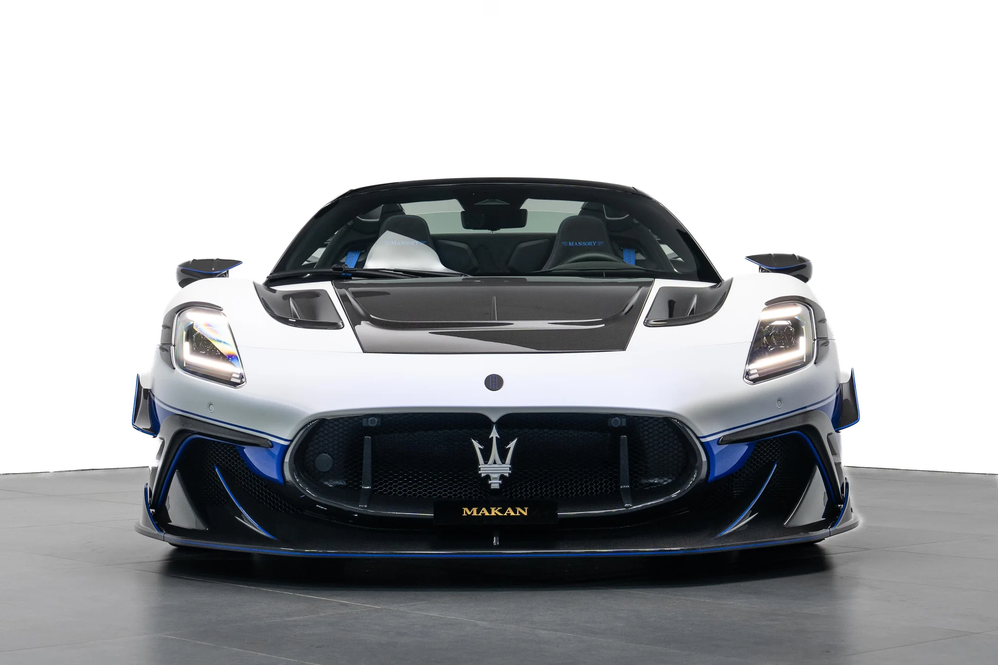 Maserati MC20 Cielo by Mansory, photograph 2