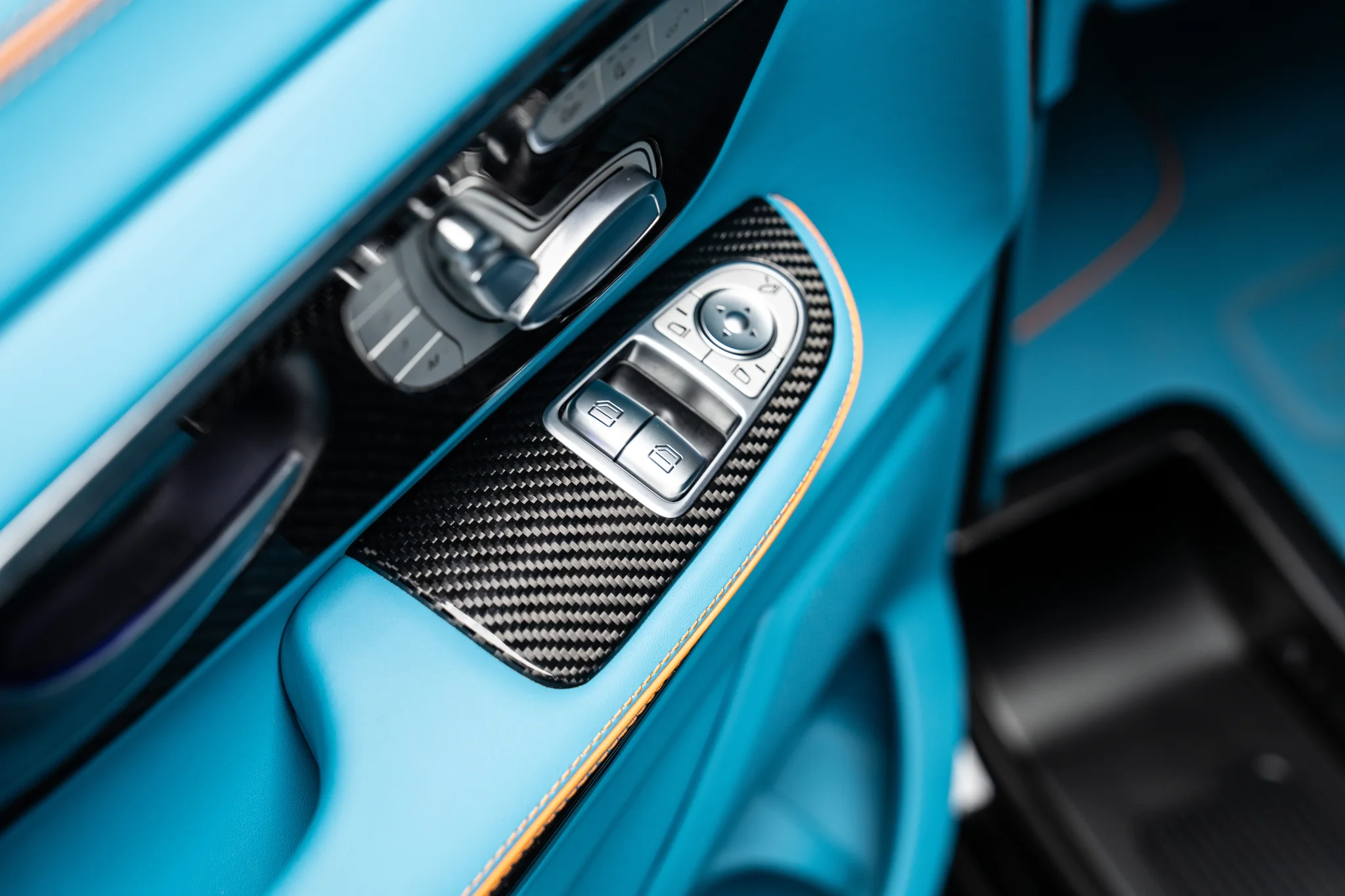 Mercedes-Benz V 300 L by Mansory, photograph 18