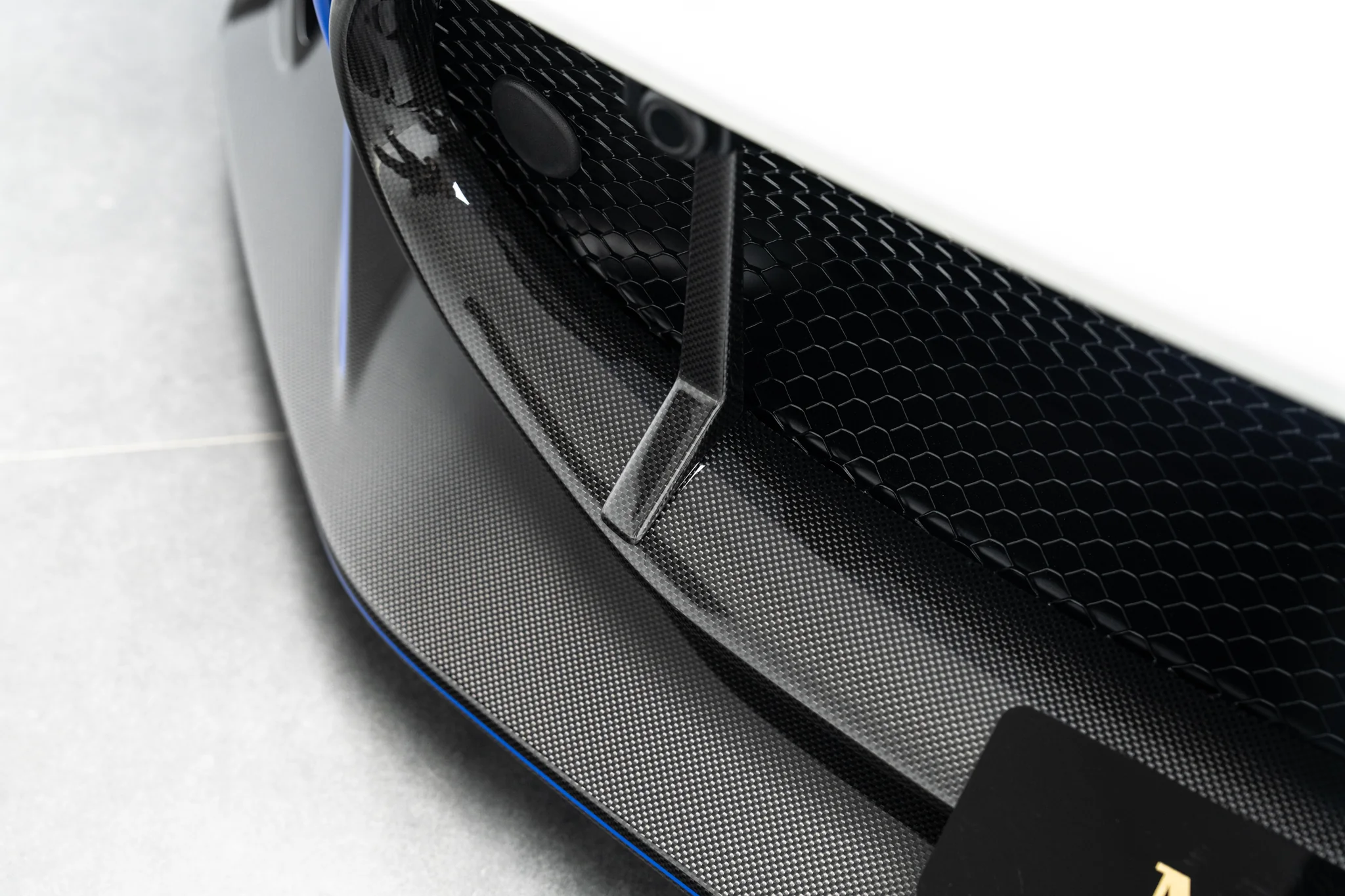 Maserati MC20 Cielo by Mansory, photograph 9