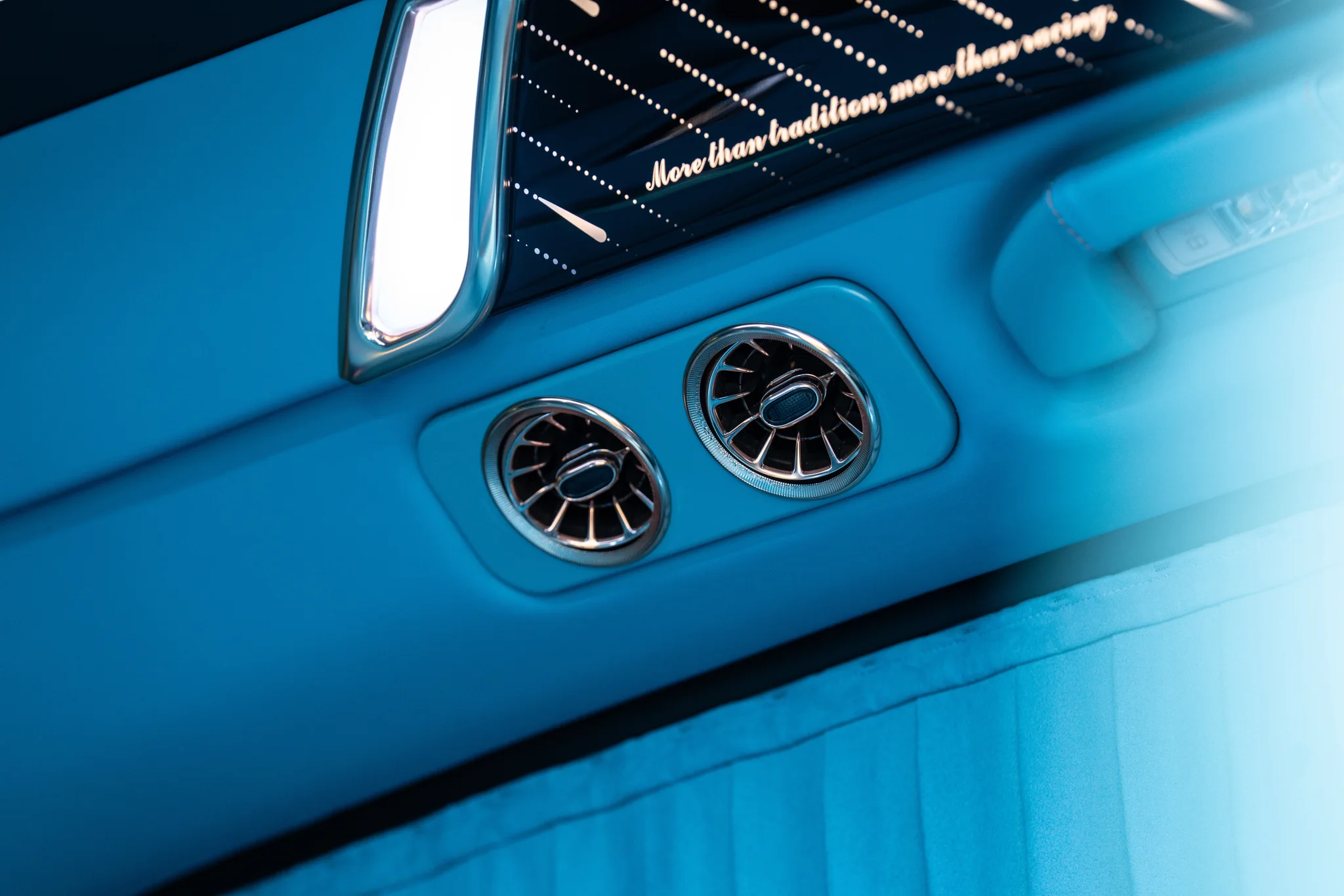 Mercedes-Benz V 300 L by Mansory, photograph 40