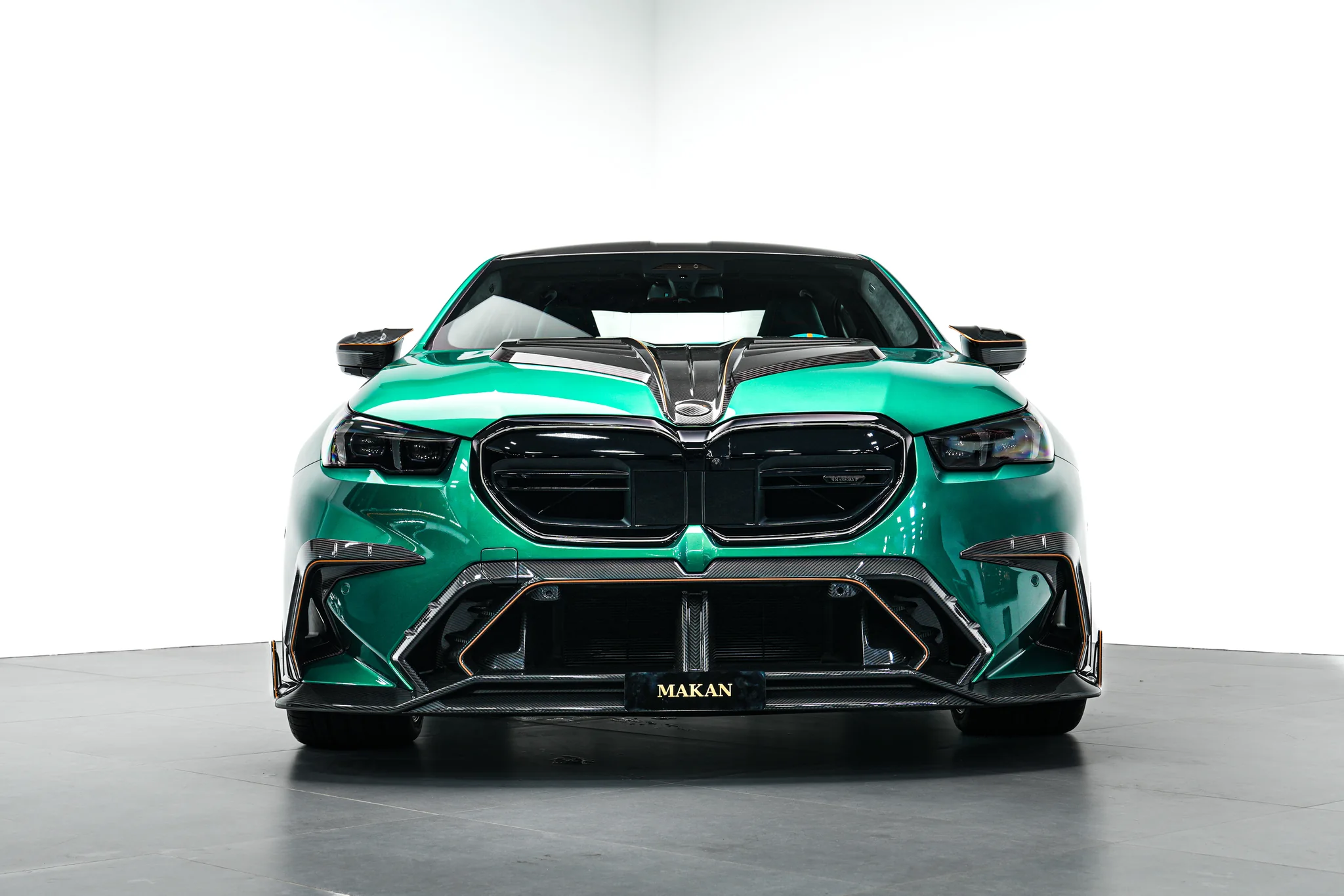BMW M5 by Mansory, photograph 2