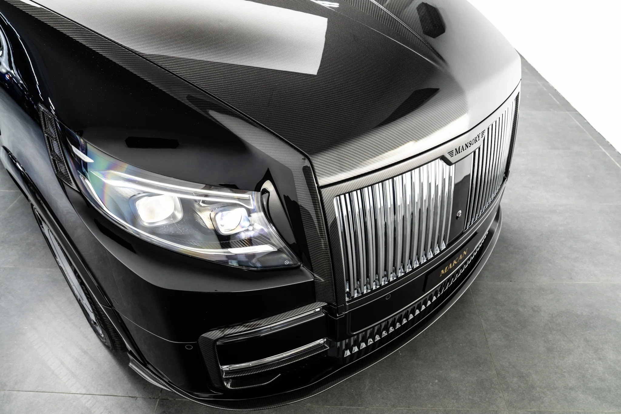 Mercedes-Benz V 300 L by Mansory, photograph 10