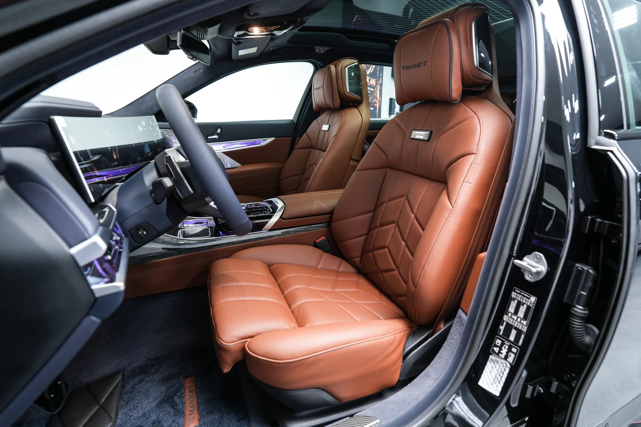 BMW 7 Series by Mansory, photograph 24