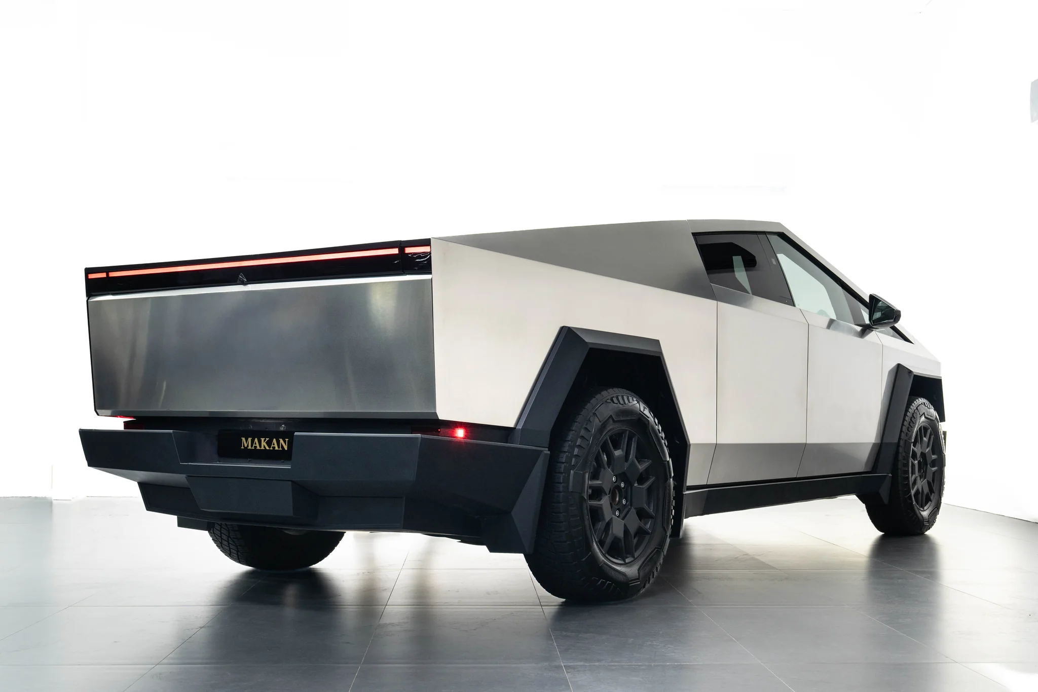 Tesla Cybertruck, photograph 3